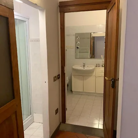 Ruote Second Floor Apartment Florence